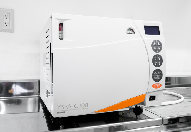 オートクレーブ(滅菌器)